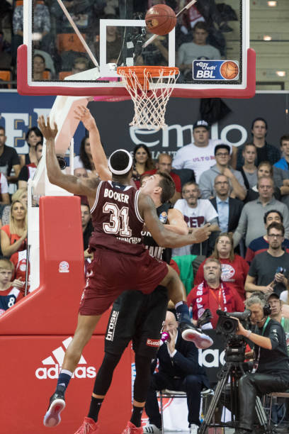 他不仅是一 他不仅是一