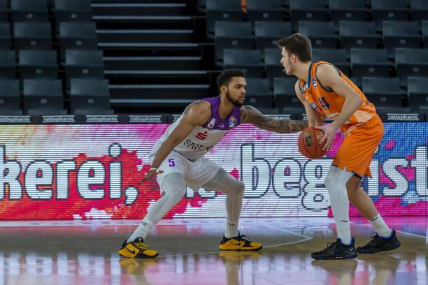 更具搜索优 更具搜索优