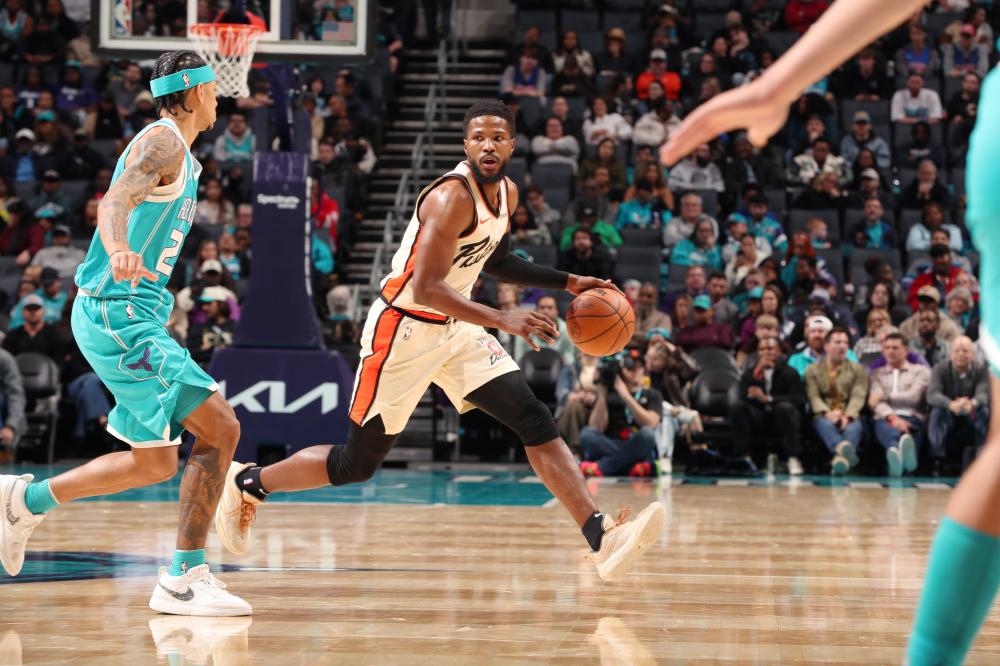 前锋来说 前锋来说