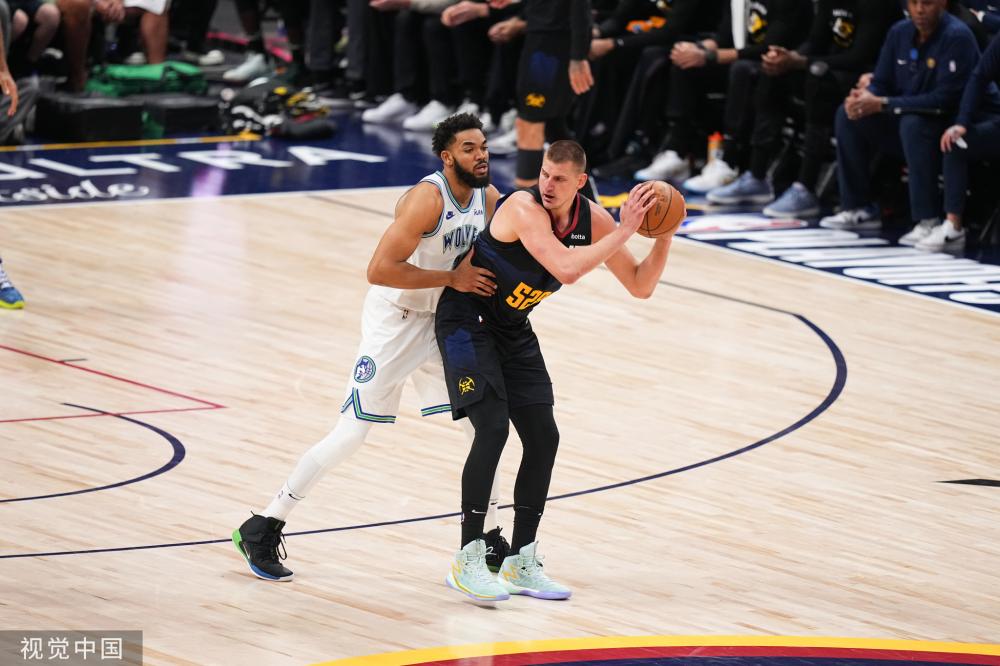 也让媒体持 也让媒体持